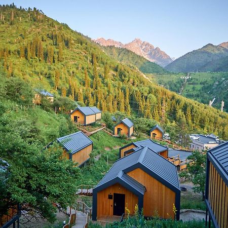 Qazaq Auyl Eco Hotel Almaty Exterior foto