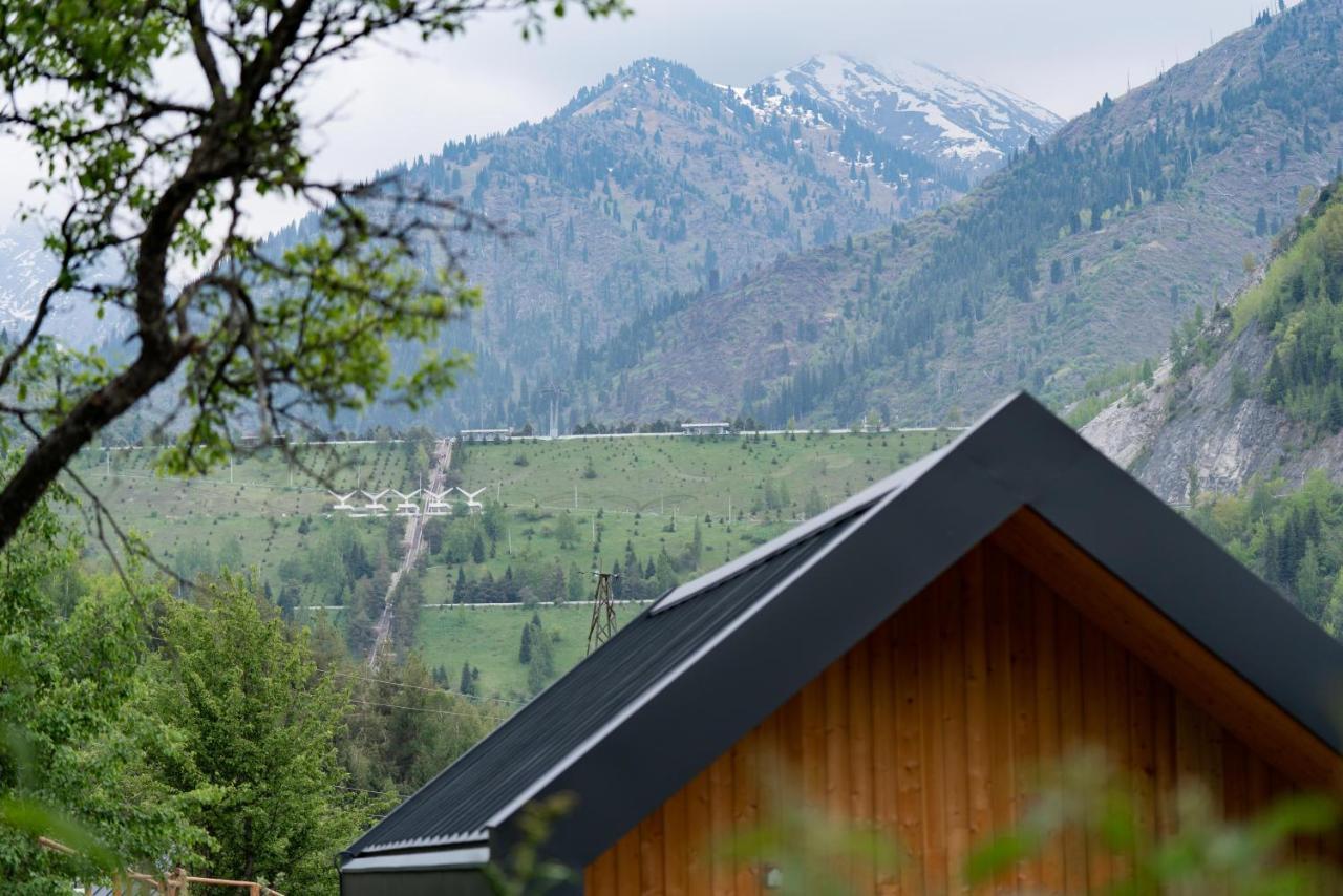 Qazaq Auyl Eco Hotel Almaty Exterior foto
