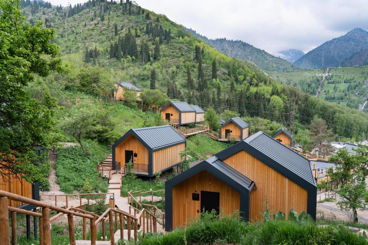 Qazaq Auyl Eco Hotel Almaty Exterior foto