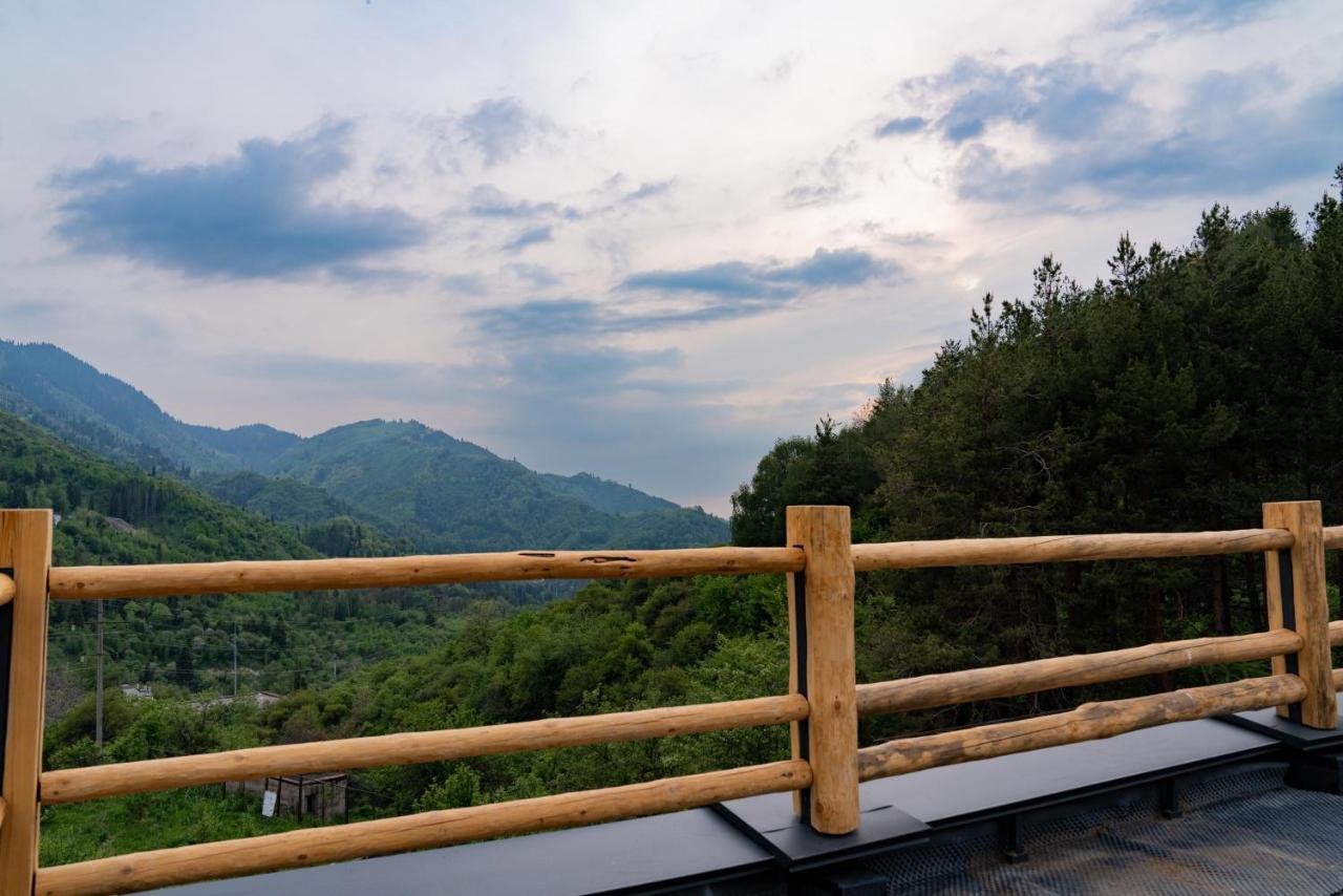 Qazaq Auyl Eco Hotel Almaty Exterior foto