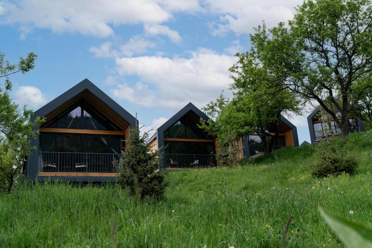 Qazaq Auyl Eco Hotel Almaty Exterior foto