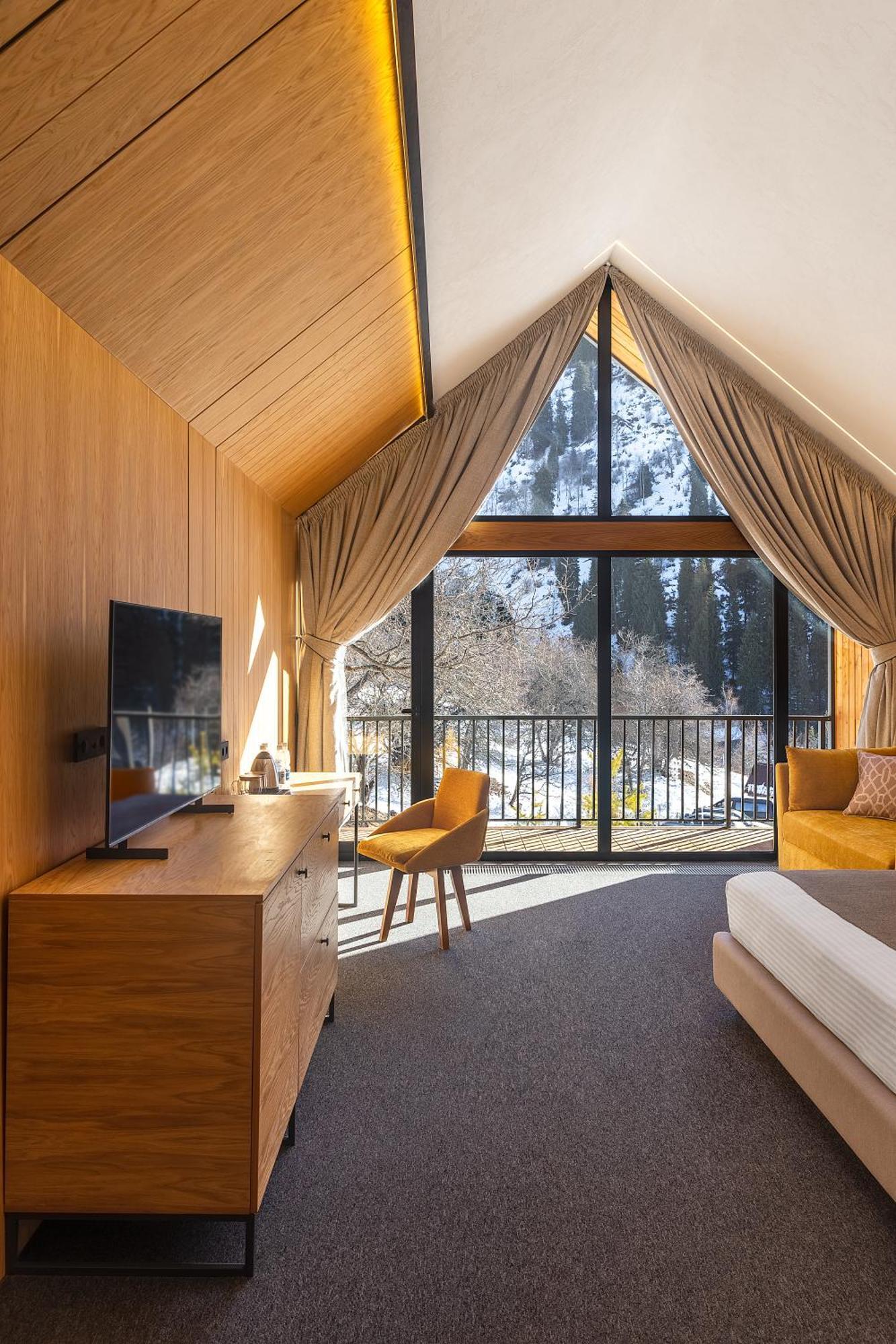Qazaq Auyl Eco Hotel Almaty Exterior foto