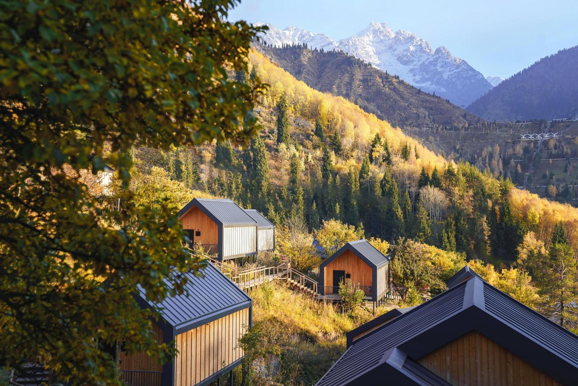 Qazaq Auyl Eco Hotel Almaty Exterior foto