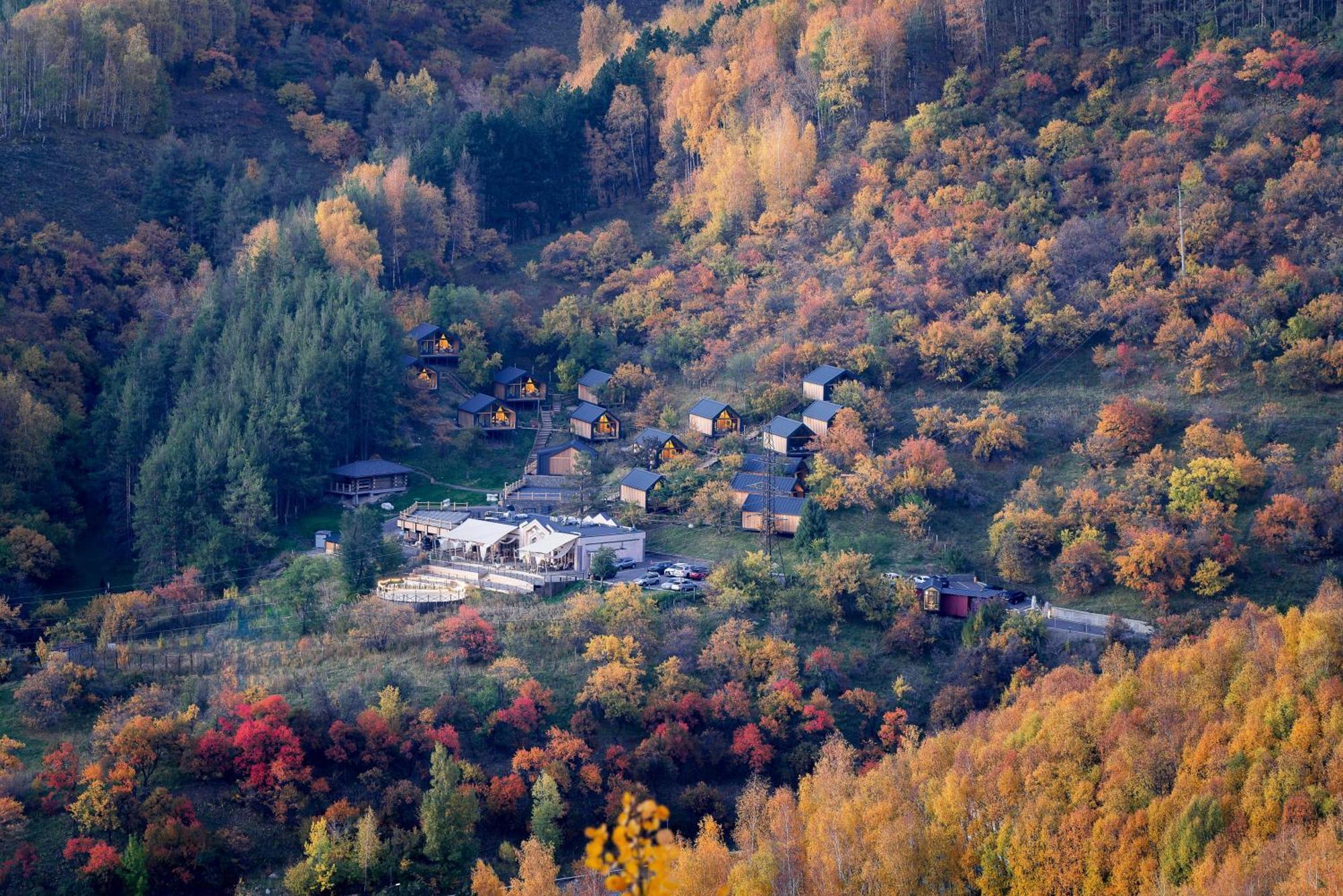 Qazaq Auyl Eco Hotel Almaty Exterior foto