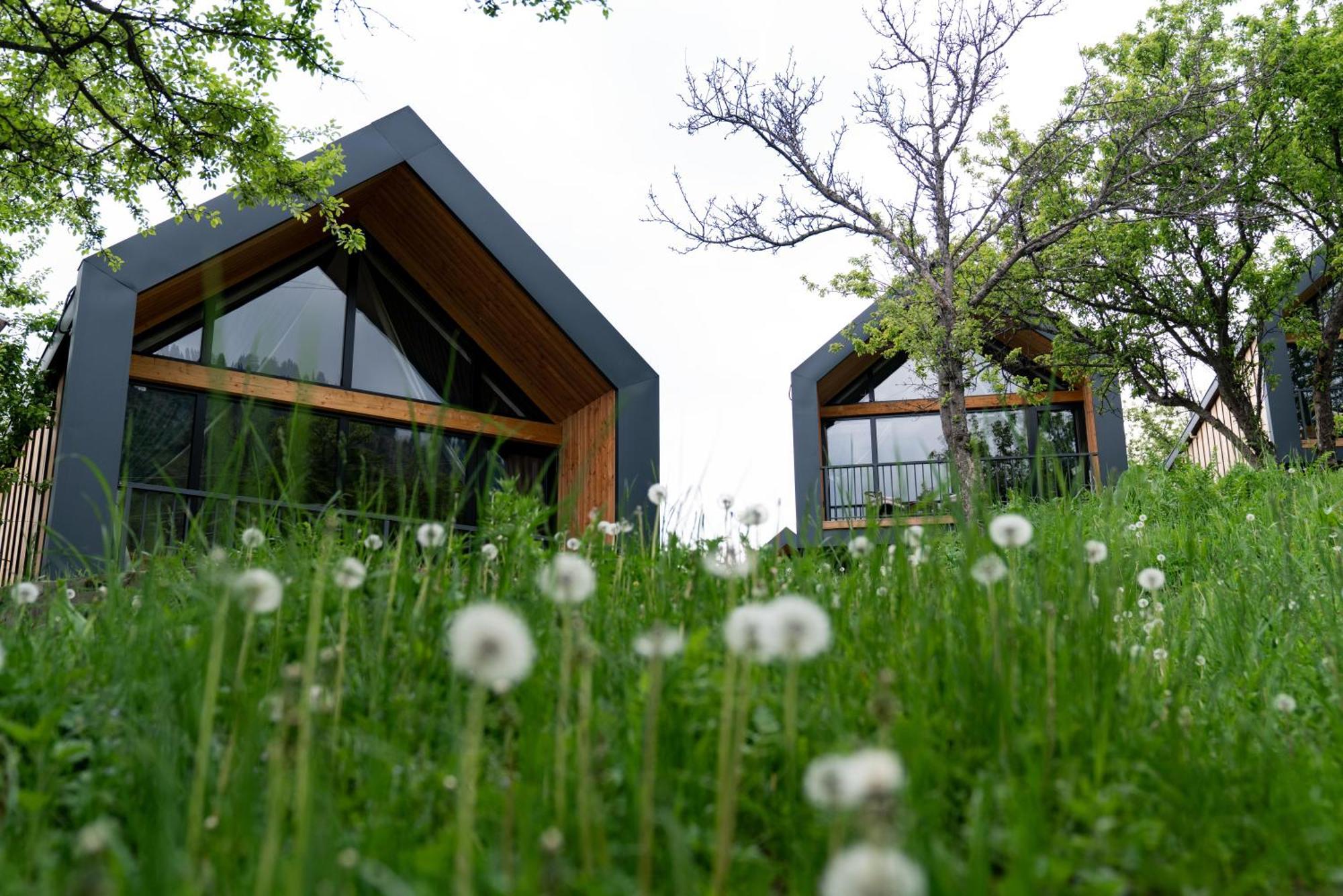 Qazaq Auyl Eco Hotel Almaty Exterior foto